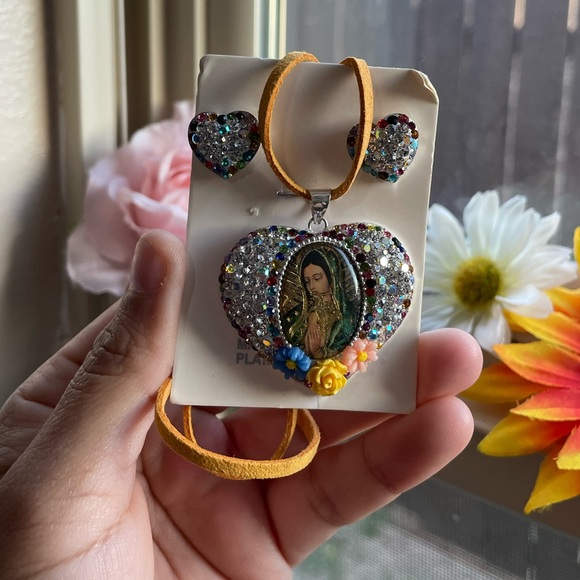 Our lady Guadalupe 925 sterling silver heart rhinestone pendant and earrings - Picture 14 of 17